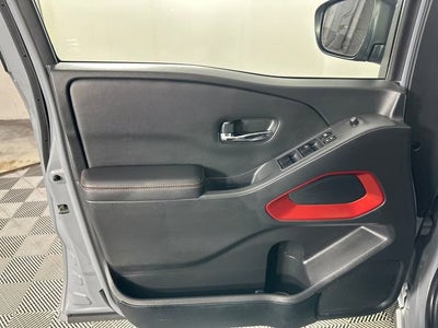 2023 Nissan Frontier Crew Cab PRO-4X 4x4