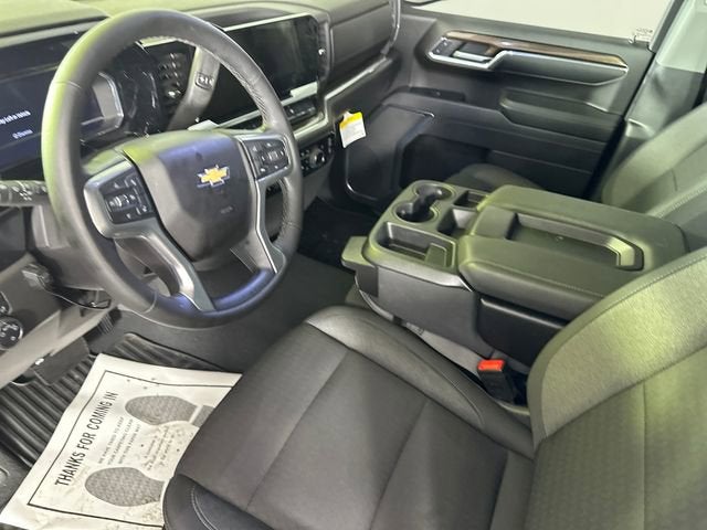 2025 Chevrolet Silverado 1500 LT (2FL)