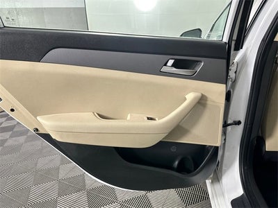2018 Hyundai SONATA SE