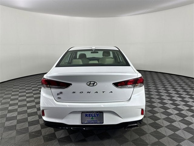 2018 Hyundai SONATA SE