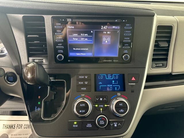 2020 Toyota Sienna XLE