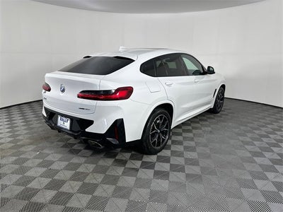 2023 BMW X4 xDrive30i