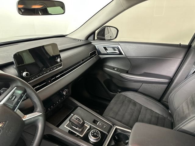 2023 Mitsubishi Outlander SE 2.5 S-AWC