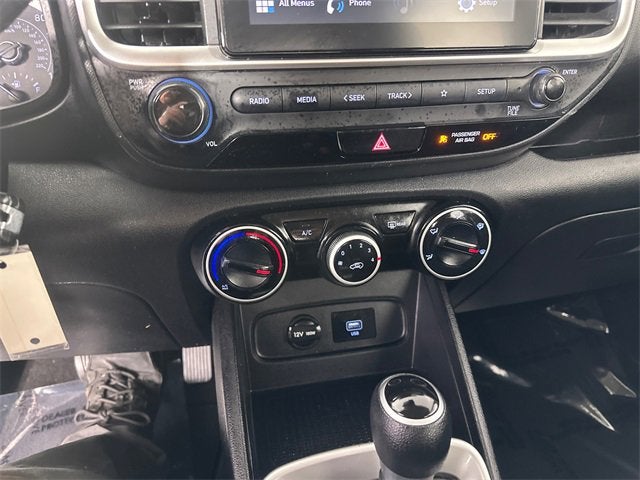 2021 Hyundai VENUE SE