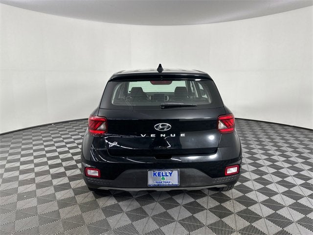 2021 Hyundai VENUE SE