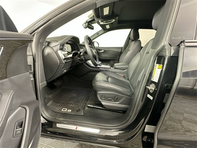 2024 Audi Q8 Premium Plus