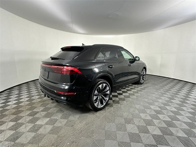 2024 Audi Q8 Premium Plus