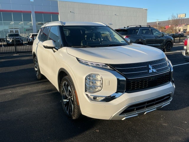2022 Mitsubishi Outlander SEL