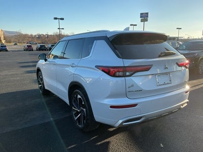 2022 Mitsubishi Outlander SEL