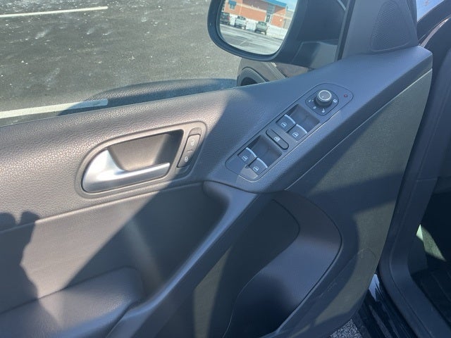 2016 Volkswagen Tiguan SE 4Motion