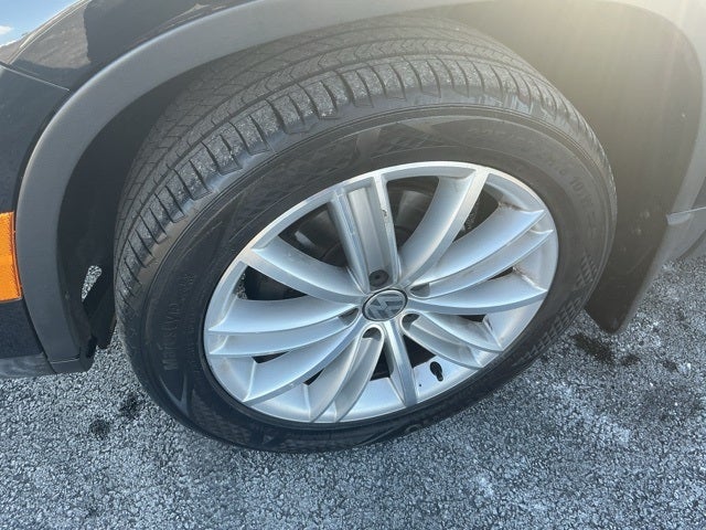 2016 Volkswagen Tiguan SE 4Motion