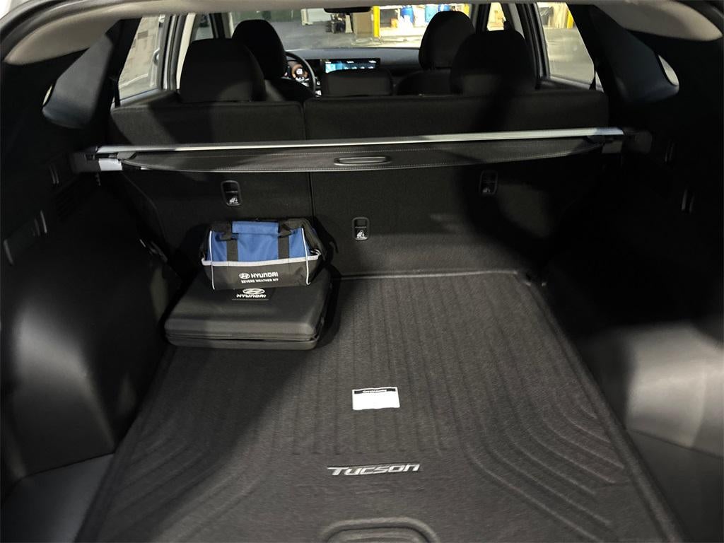 2026 Hyundai TUCSON SE