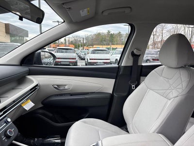 2026 Hyundai TUCSON SE