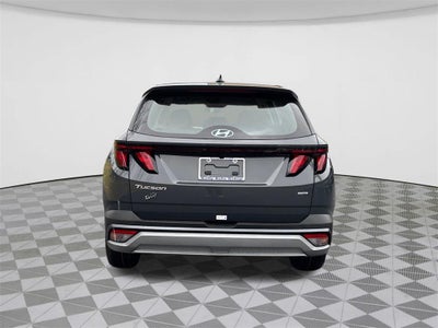 2026 Hyundai TUCSON SE