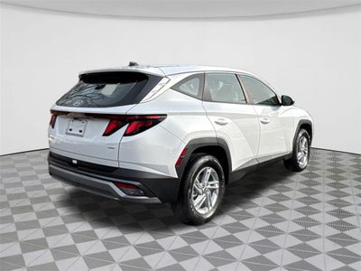 2026 Hyundai TUCSON SE