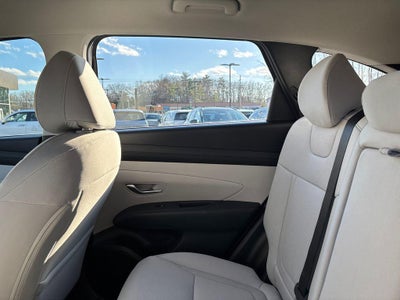 2026 Hyundai TUCSON SE