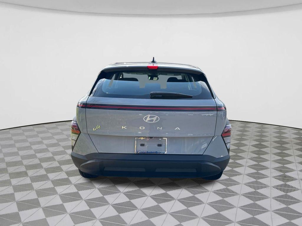 2026 Hyundai KONA SE