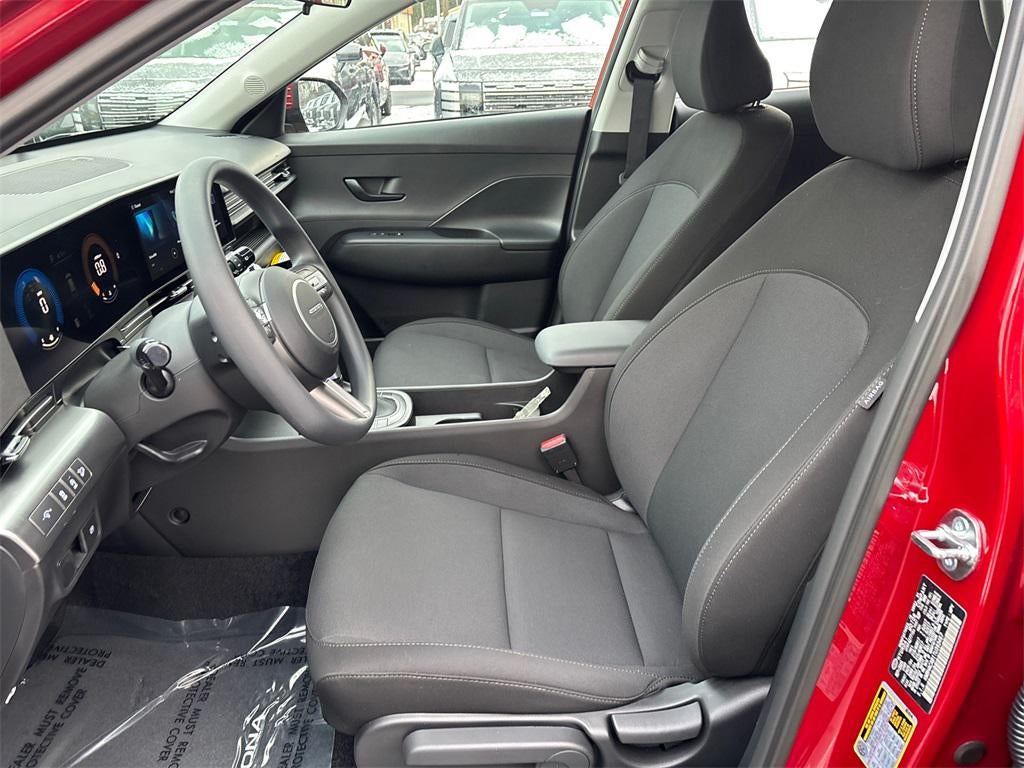 2026 Hyundai KONA SE