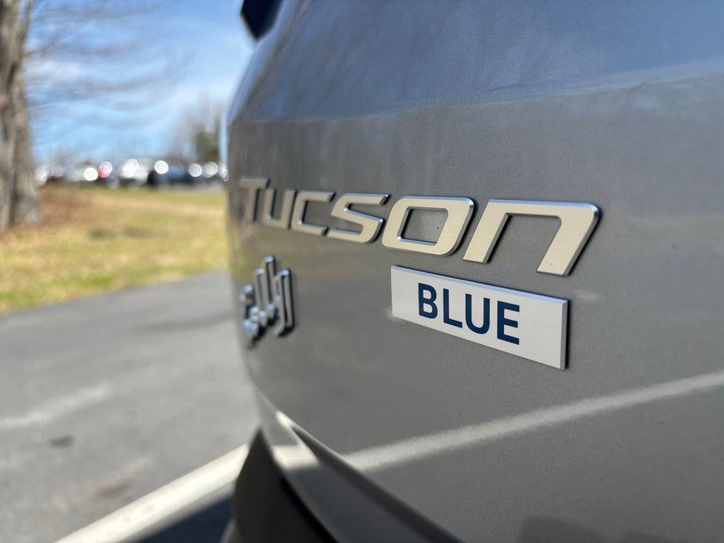 2026 Hyundai TUCSON HYBRID Blue SE