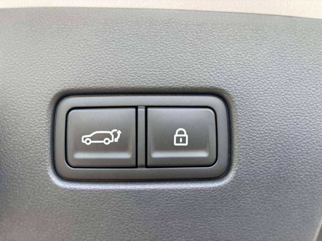 2026 Hyundai PALISADE HYBRID SEL 8 Passenger