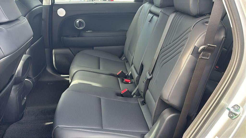 2026 Hyundai PALISADE HYBRID SEL 8 Passenger