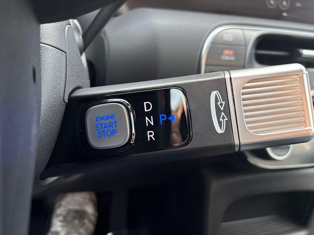 2026 Hyundai PALISADE HYBRID SEL 8 Passenger