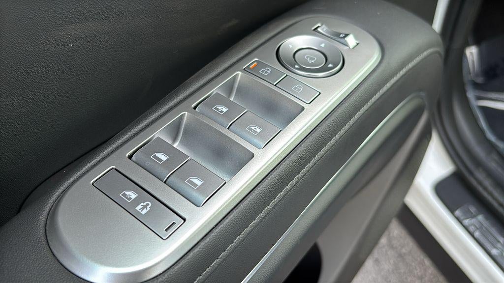 2026 Hyundai PALISADE SEL Premium 8 Passenger