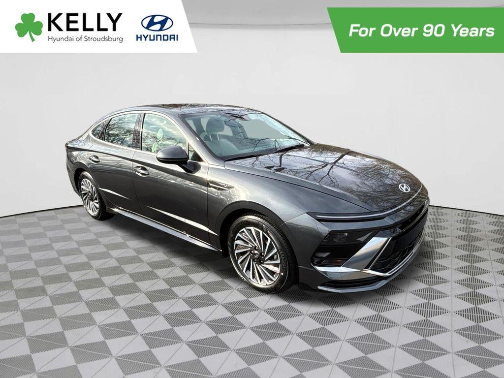 2026 Hyundai SONATA HYBRID SEL
