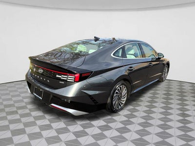 2026 Hyundai SONATA HYBRID SEL