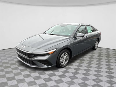 2026 Hyundai ELANTRA SE