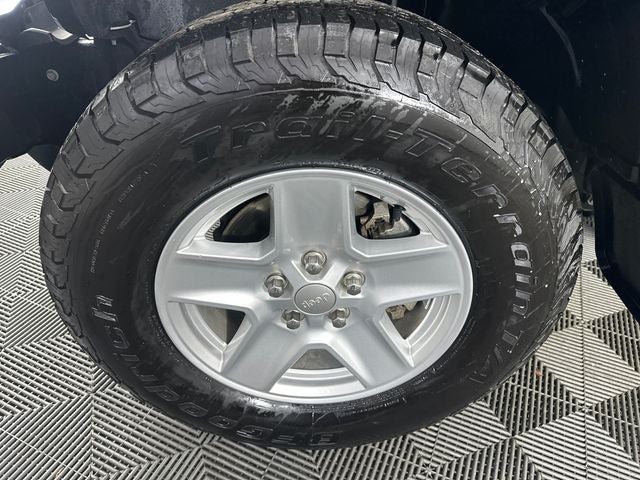 2023 Jeep Gladiator Sport