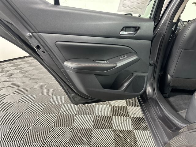 2022 Nissan Altima 2.5 SR Midnight Edition Package