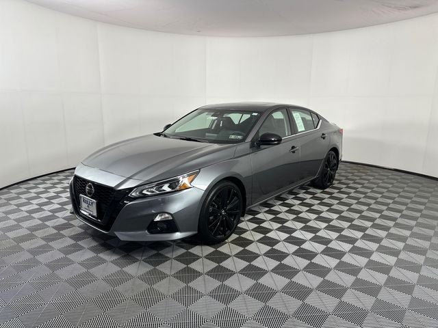 2022 Nissan Altima 2.5 SR Midnight Edition Package
