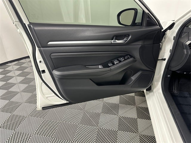 2021 Nissan Altima 2.5 SV Premium Package