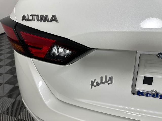 2024 Nissan Altima 2.5 SL