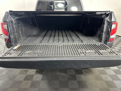 2023 Nissan Titan PRO-4X Convenience Package