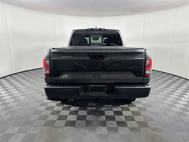 2023 Nissan Titan PRO-4X Convenience Package
