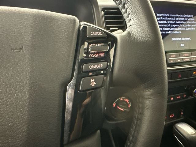 2022 Nissan Frontier PRO-4X Premium Package