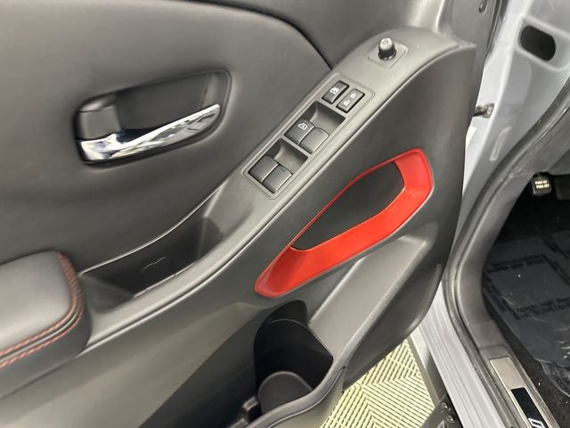 2023 Nissan Frontier PRO-4X Convenience & Technology Package