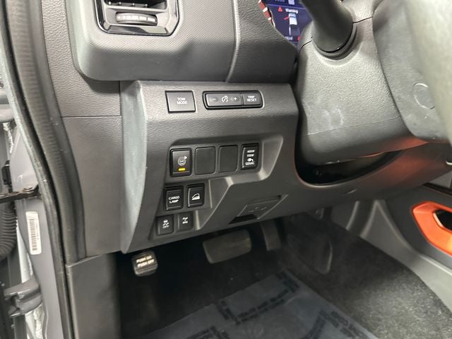 2023 Nissan Frontier PRO-4X Convenience & Technology Package