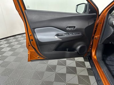 2023 Nissan Kicks SR Premium Package
