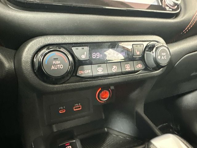 2023 Nissan Kicks SR Premium Package