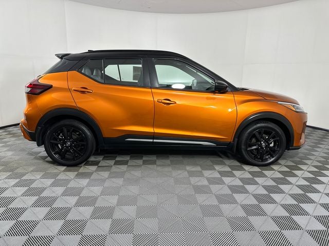 2023 Nissan Kicks SR Premium Package