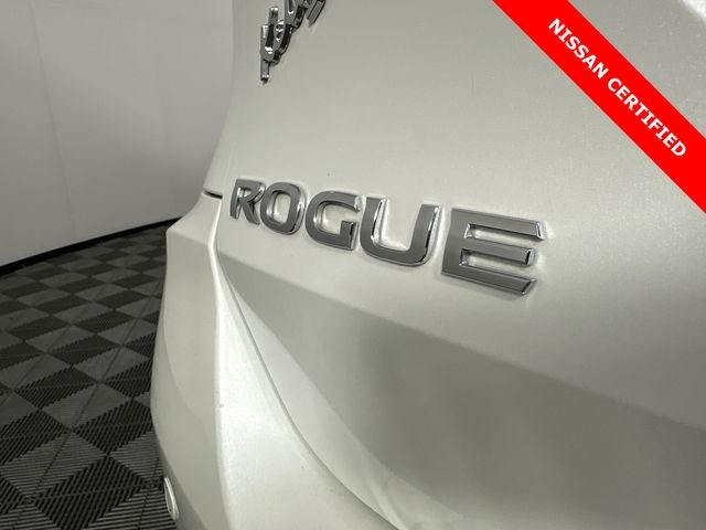 2020 Nissan Rogue SL