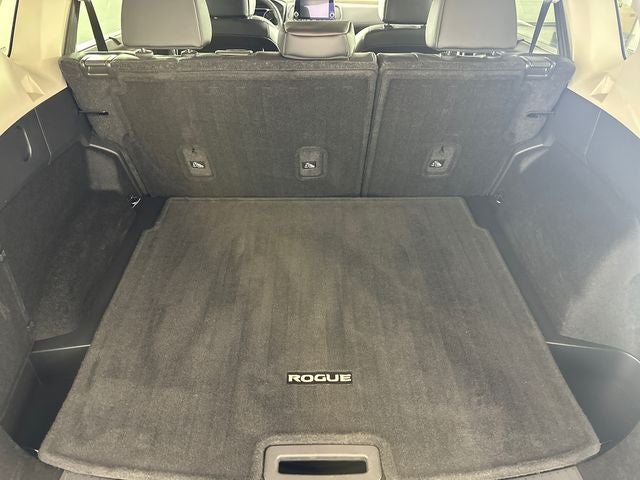 2023 Nissan Rogue SV Premium Package