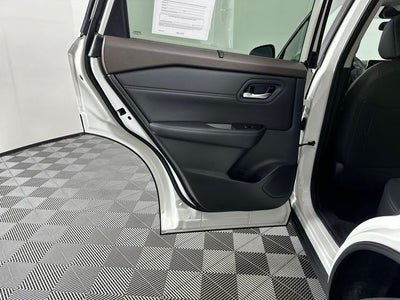 2023 Nissan Rogue SV Premium Package