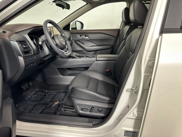 2023 Nissan Rogue SV Premium Package