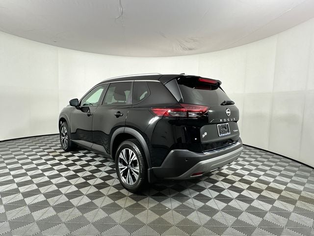 2022 Nissan Rogue SV Premium Package
