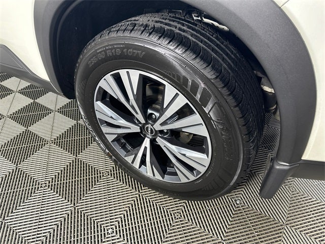2023 Nissan Rogue SV Premium Package