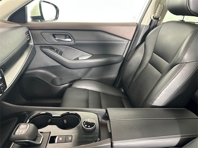 2023 Nissan Rogue SV Premium Package